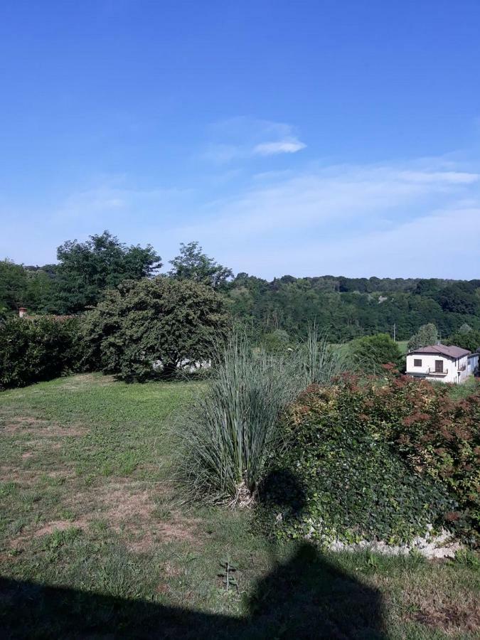 Caroline Home Anzano Del Parco Exterior foto